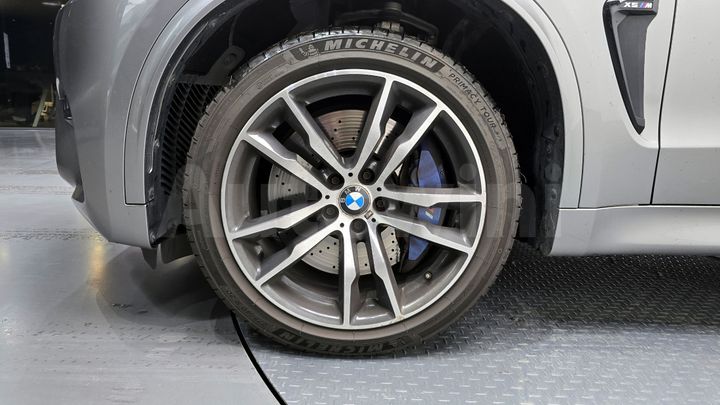 BMW X5M