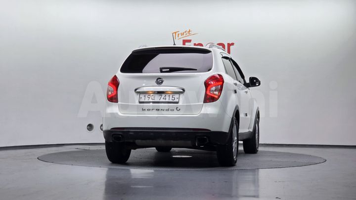 KGM (Ssangyong) Korando 2015 — 4