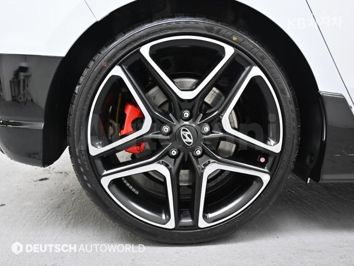 Hyundai Veloster 2019 — 5