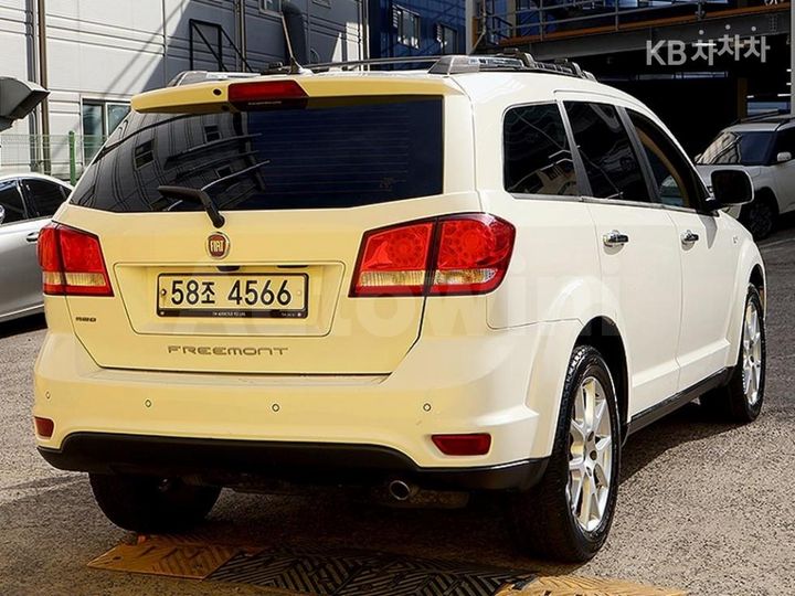 Fiat Freemont 2013 — 4