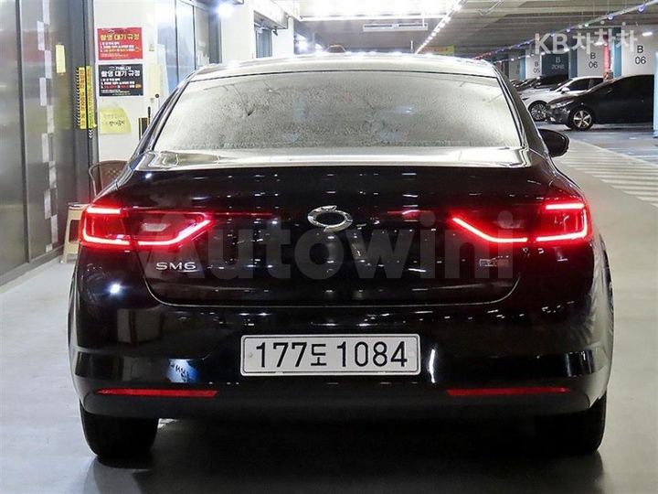 Renault SM6 2020 — 5