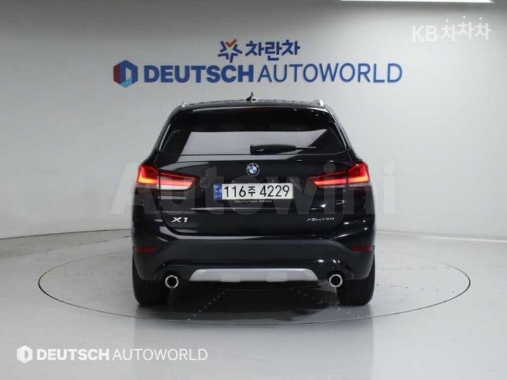 BMW X1 2021 — 4