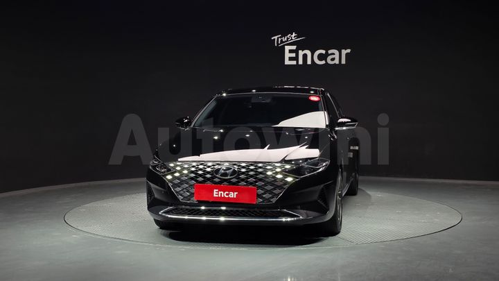 Hyundai Grandeur 2023 — 3