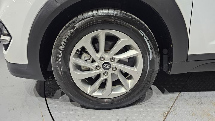 Hyundai Tucson 2017 — 5