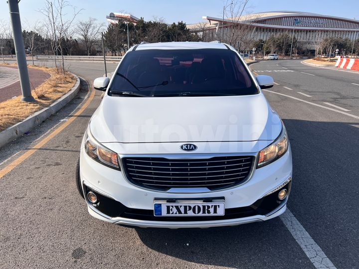 Kia Carnival 2017 — 2