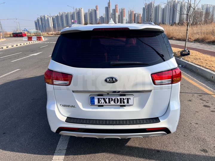 Kia Carnival 2017 — 5