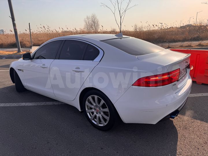 Jaguar XE 2016 — 3