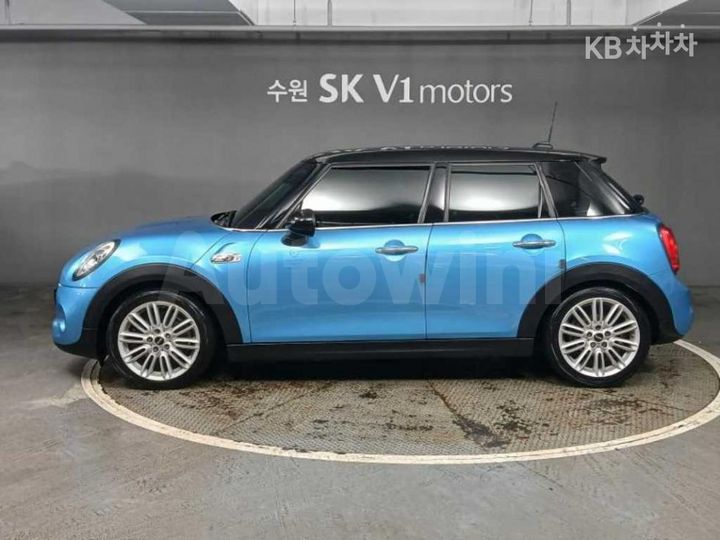 Mini Cooper 2015 — 2
