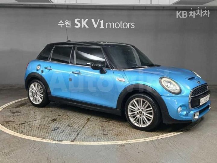 Mini Cooper 2015 — 3