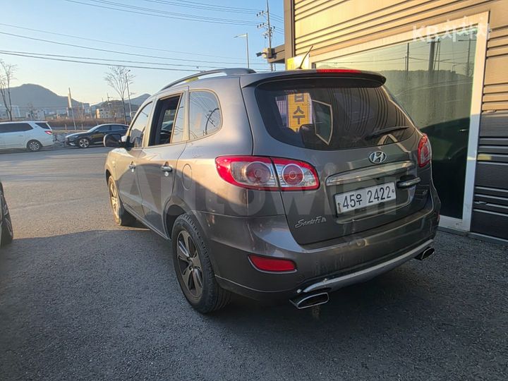 Hyundai SantaFe 2012 — 3
