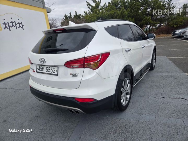Hyundai SantaFe 2015 — 4