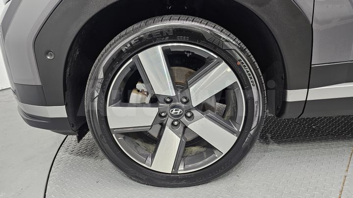Hyundai SantaFe 2025 — 5