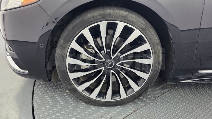 Lincoln Continental 2020 — 4