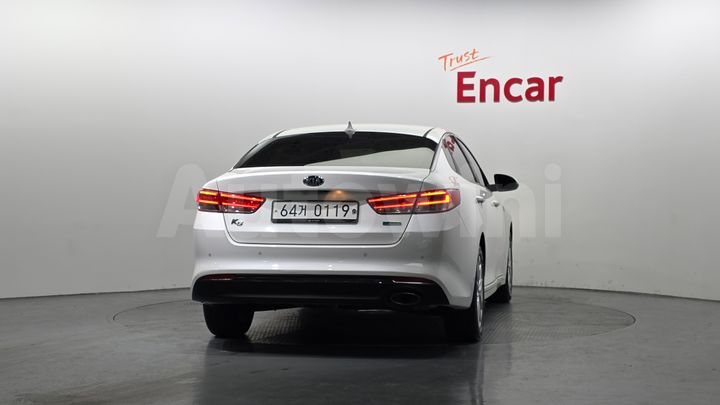 Kia K5 2016 — 4