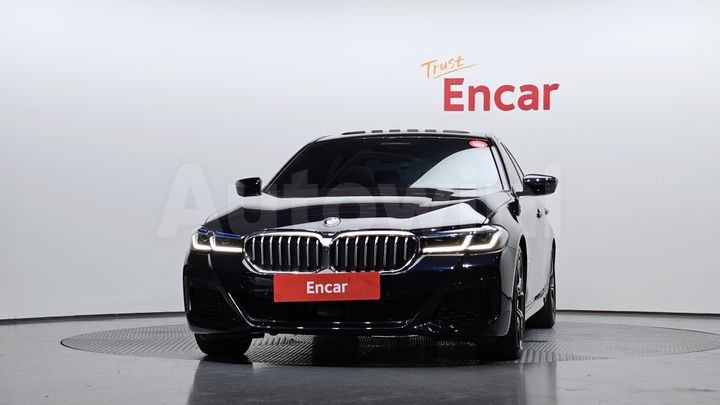 BMW 5 Series 2023 — 3