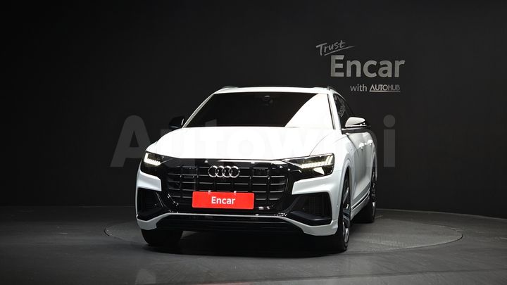 Audi Q8 2023 — 3