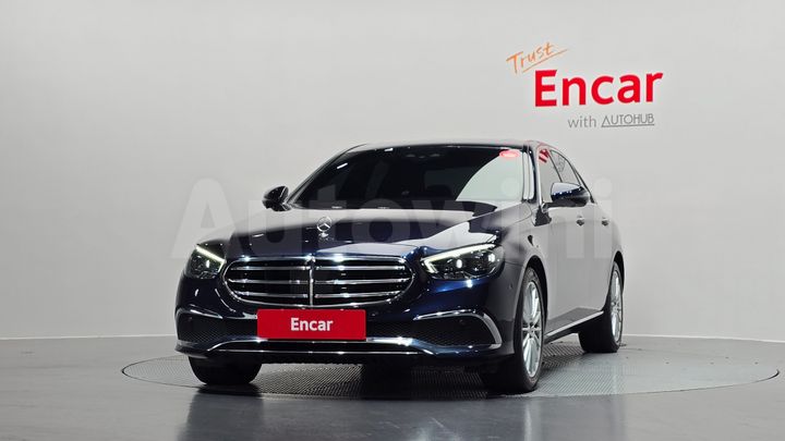 Mercedes-Benz E Class 2022 — 3