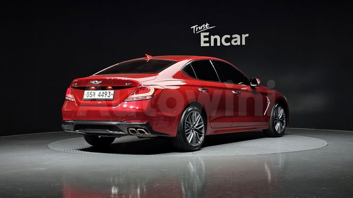 Genesis G70