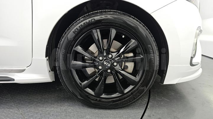 Kia Carnival 2019 — 4