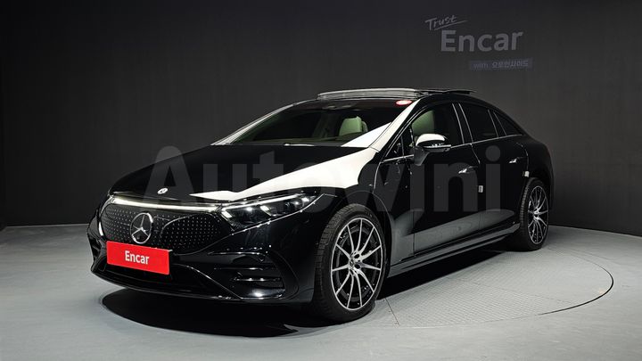 Mercedes-Benz EQS