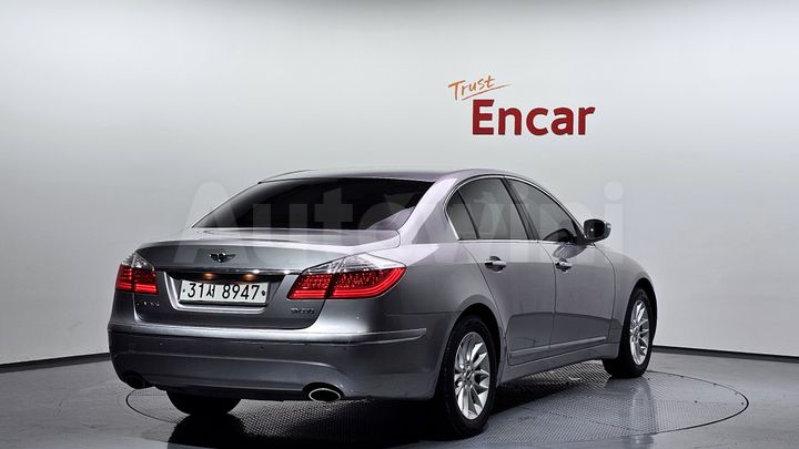 Hyundai Genesis