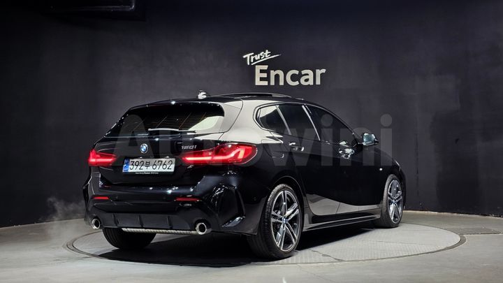 BMW 1 Series 2024 — 2