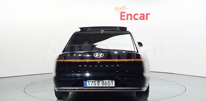 Hyundai Grandeur 2023 — 4
