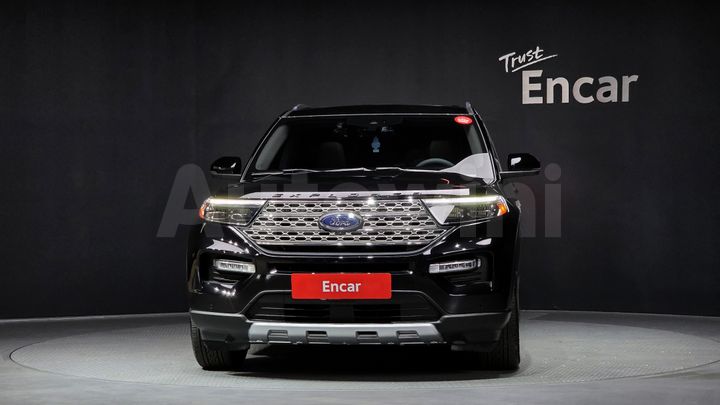 Ford Explorer 2021 — 3