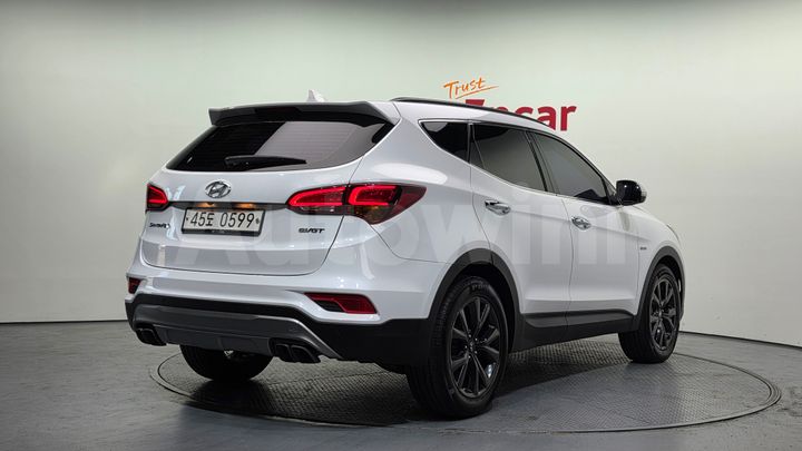 Hyundai SantaFe 2017 — 2