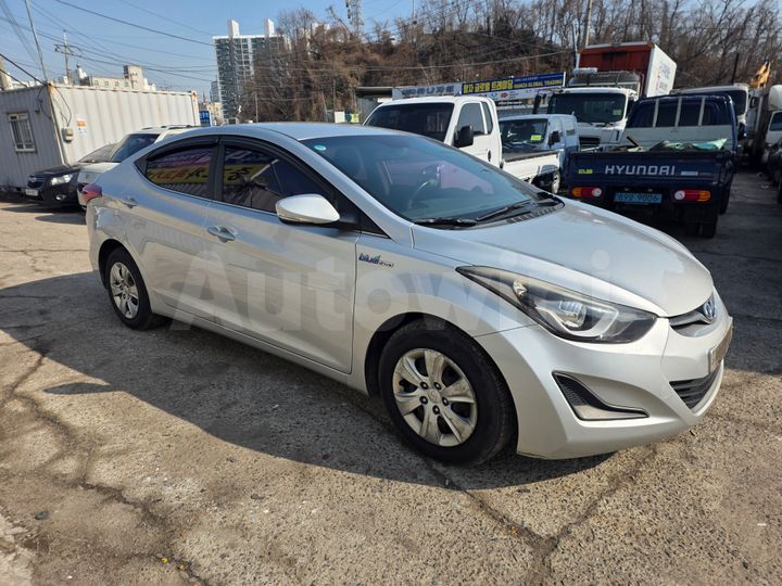 Hyundai Avante 2014 — 5