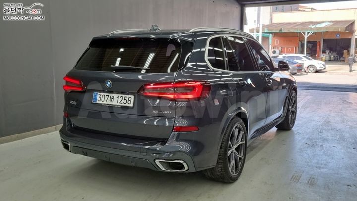 BMW X5 2022 — 2