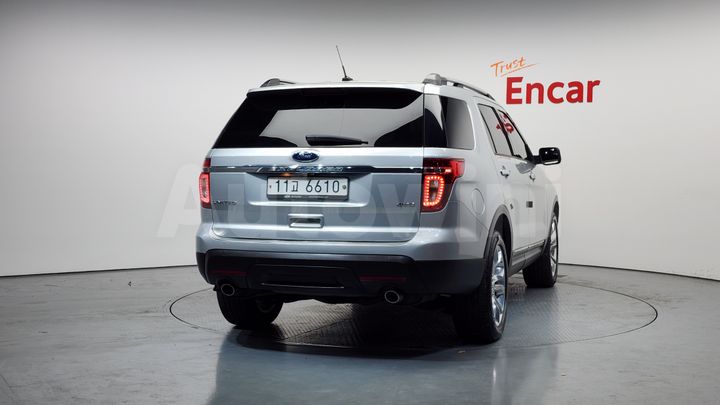 Ford Explorer 2015 — 4