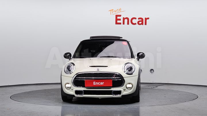 Mini Cooper 2015 — 3