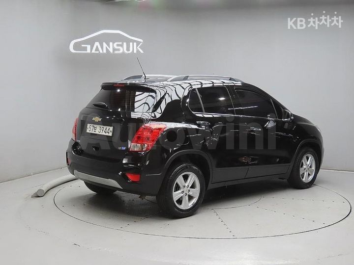 Chevrolet Trax 2017 — 4