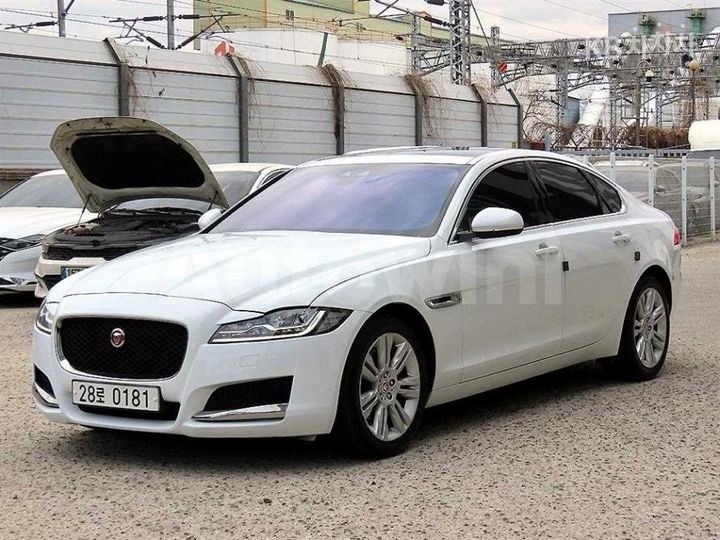 Jaguar XF 2017 — 2