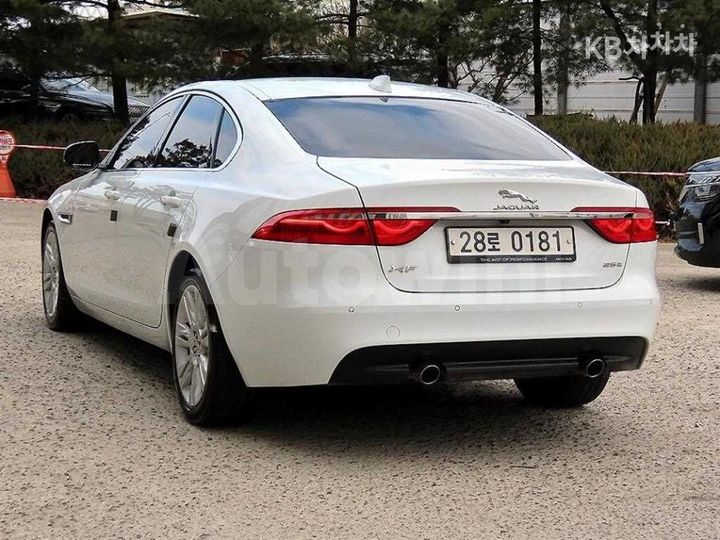 Jaguar XF 2017 — 3
