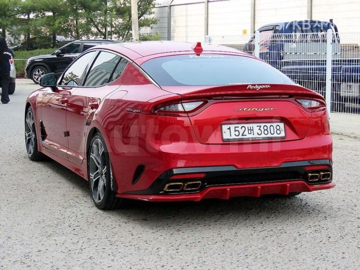 Kia Stinger 2020 — 3