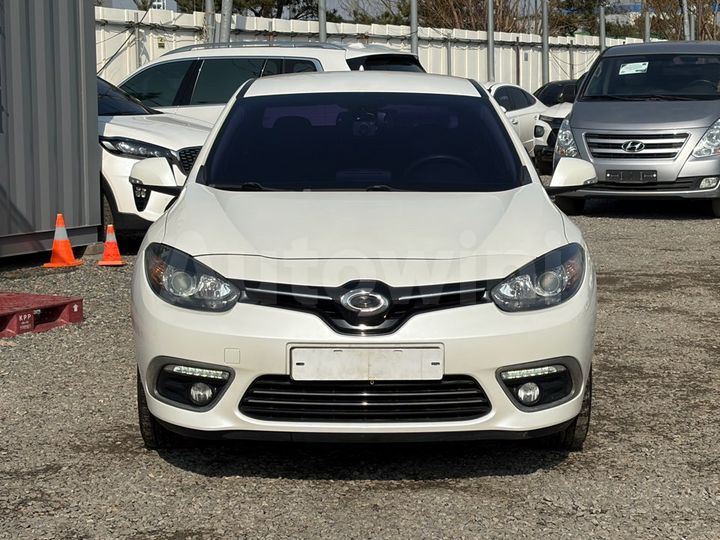 Renault SM3 2016 — 2