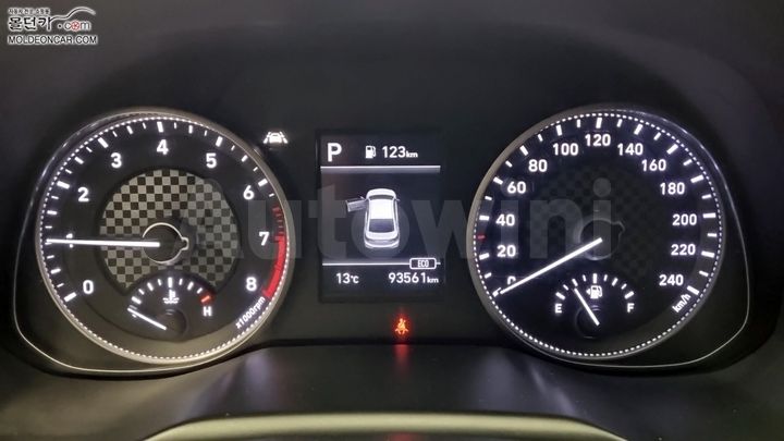 Hyundai Avante 2018 — 5