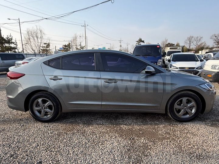 Hyundai Avante 2016 — 5