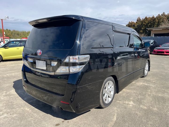 Toyota Vellfire 2009 — 4