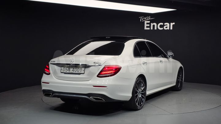Mercedes Benz E Class 2017 — 2