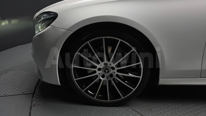 Mercedes Benz E Class 2017 — 5