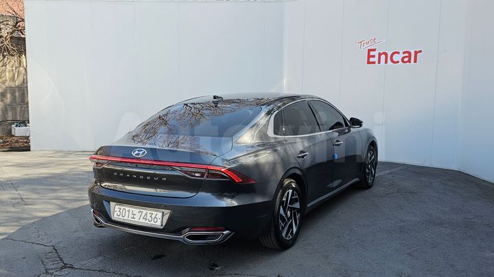 Hyundai Grandeur 2021 — 2