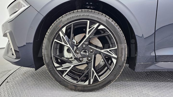 Kia K5 2025 — 5