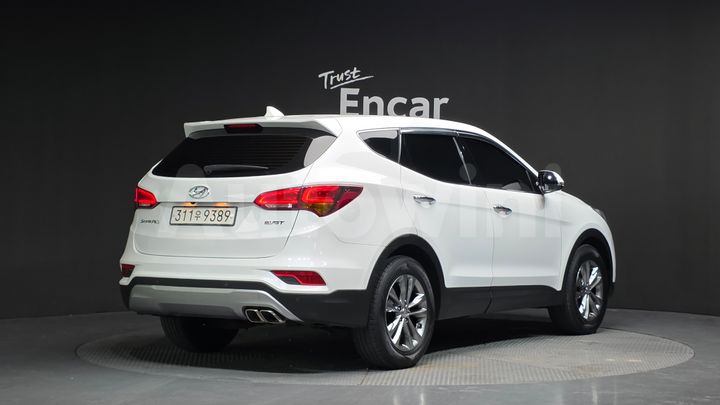 Hyundai SantaFe 2016 — 2