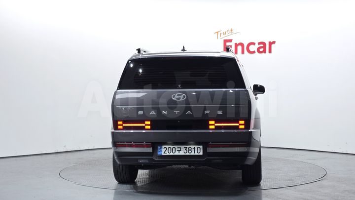 Hyundai SantaFe 2025 — 4