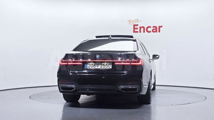 BMW 7 Series 2021 — 4