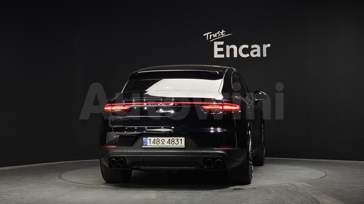Porsche Cayenne 2021 — 4