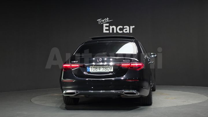 Mercedes Benz S Class 2022 — 4